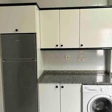 Amplio En El Centro De Portonovo