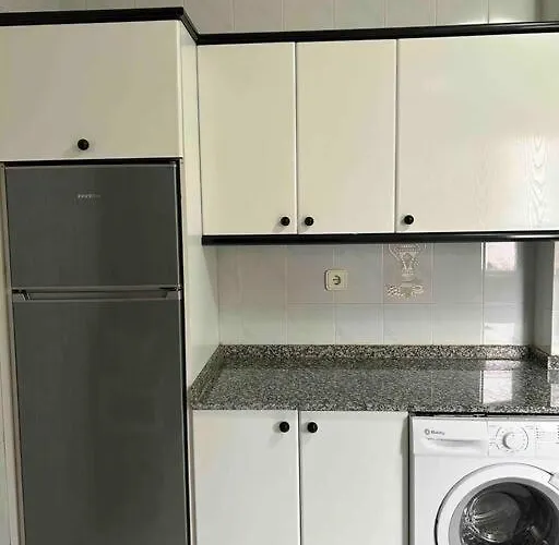 Amplio En El Centro De Portonovo